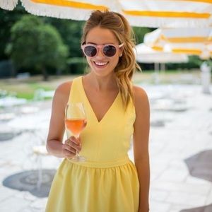 Pretty Yellow Dress with Bows!